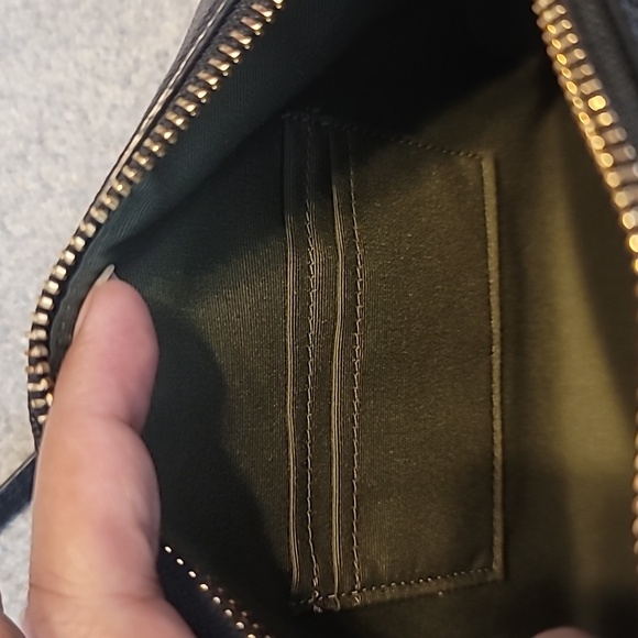 Authentic Coach Bennet crossbody in Colorblock - Picture 6 of 10